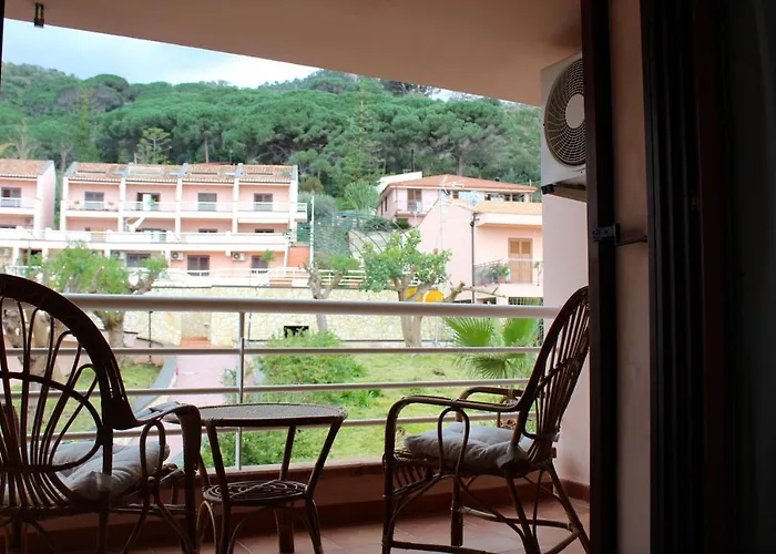 Magabu' - Swimming Pool And Free Parking Apartament